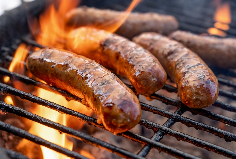 How to cook brats on grill